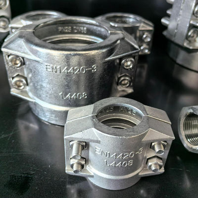 مشابك الأمان لمكونات الأنابيب ذات المسامير والمكعبات من الفولاذ المقاوم للصدأ